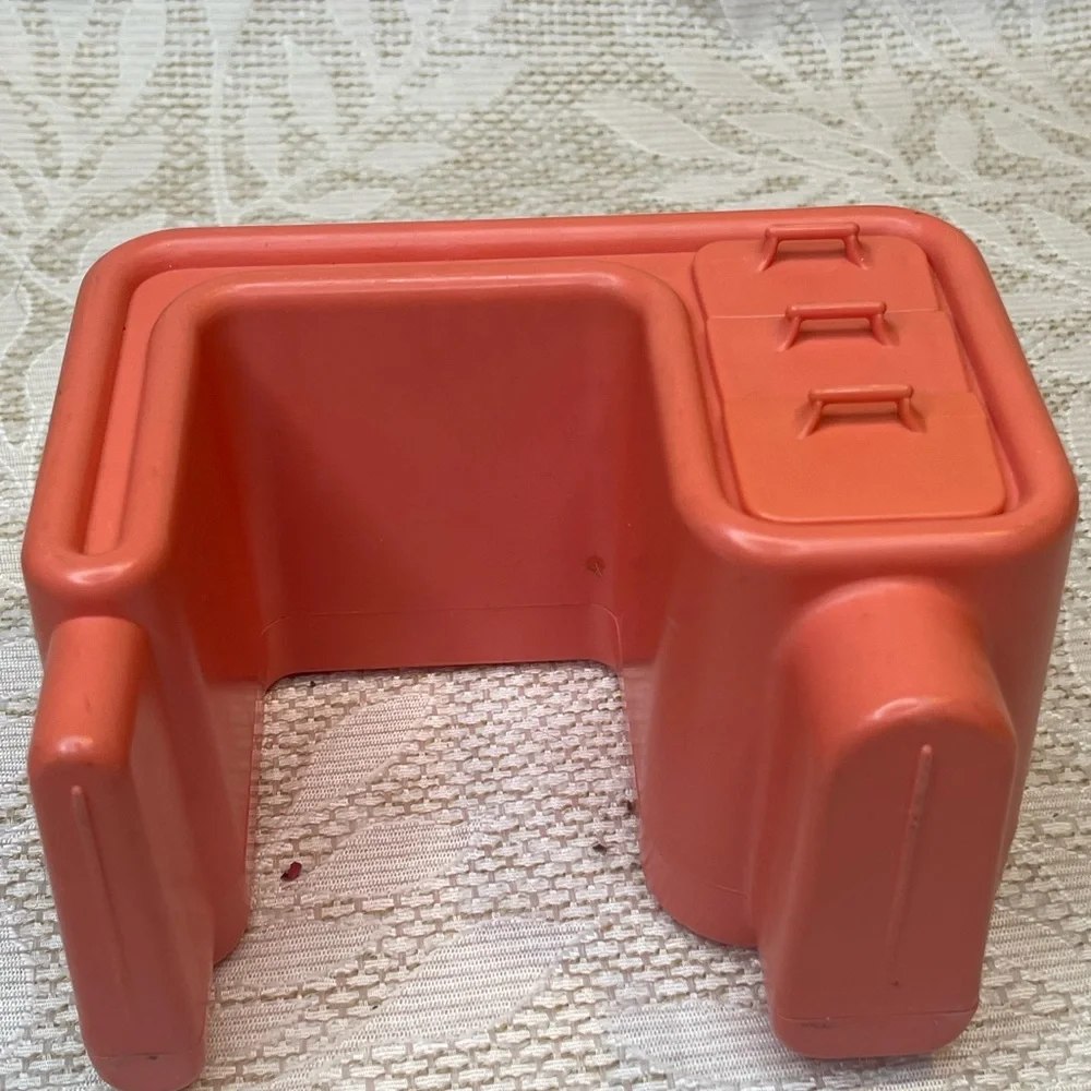 vintage Barbie vanity set from the 1977 Barbie Dream House